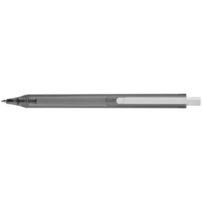 Plastic pen