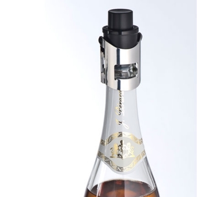 Vacuum champagne stopper