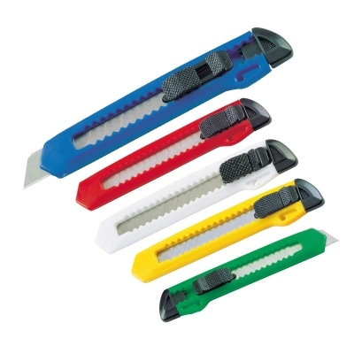 Cutter with removable blade