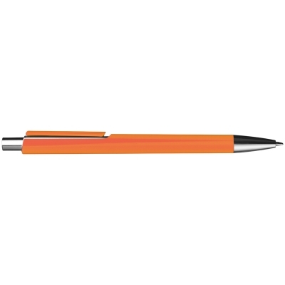 Plastic pen