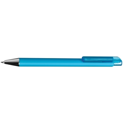 Plastic pen