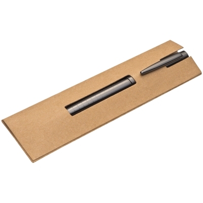 Metal pen