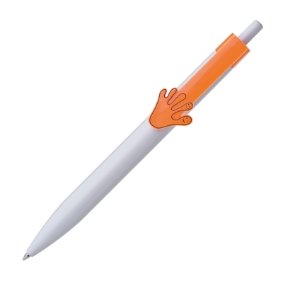 Plastic pen