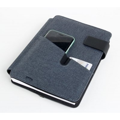Notebook with powerbank
