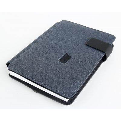Notebook with powerbank