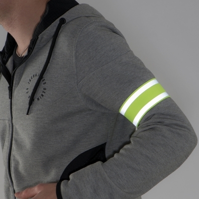 Reflective arm band