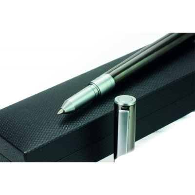 Metal rollerball in gift box