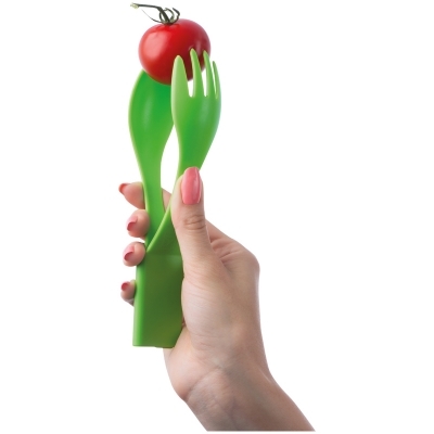 Multifunctional cutlery