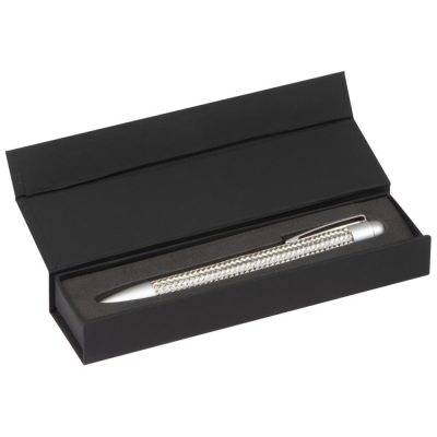 Metal pen