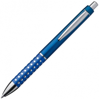 Plastic pen