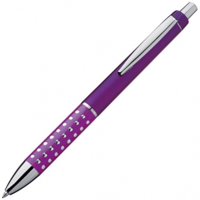 Plastic pen