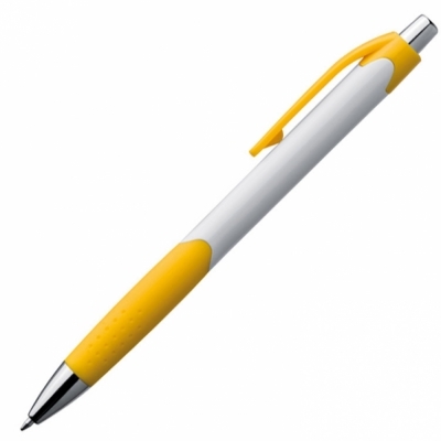 Plastic pen