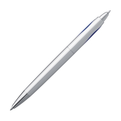 Plastic pen with double refill