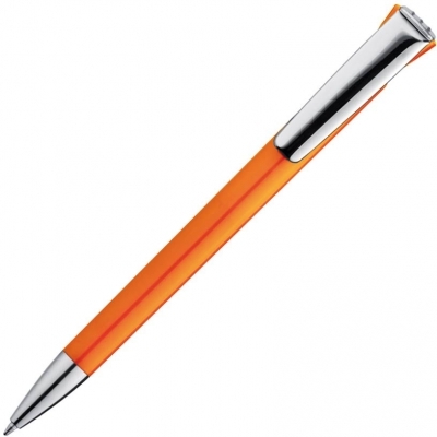 Plastic pen