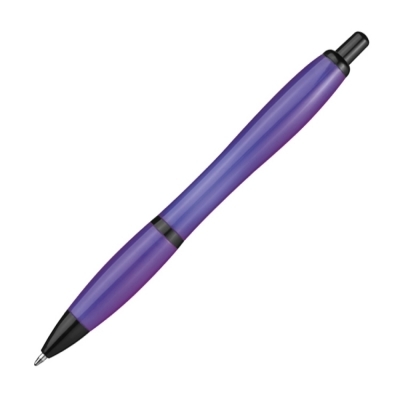 Plastic pen