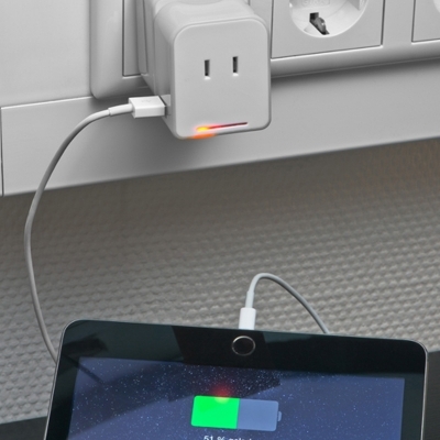 Travel adapter