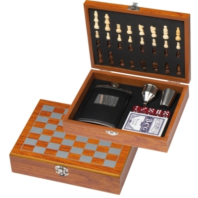Playset with hip flask, chess and card game