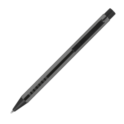 Metal pen