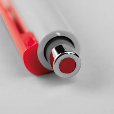 Plastic pen