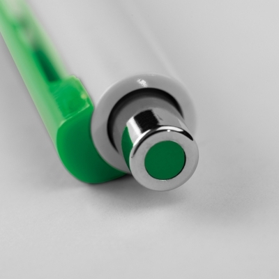 Plastic pen