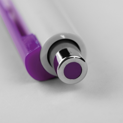 Plastic pen