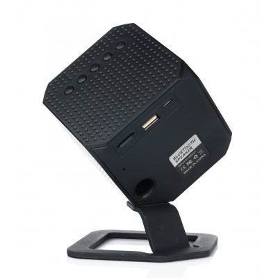 Bluetooth speaker with clock