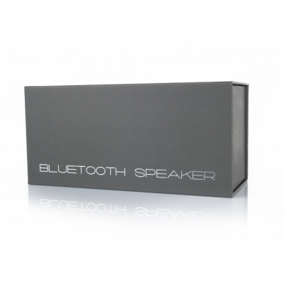 Bluetooth speaker with clock