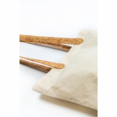 Cotton bag with cork handles