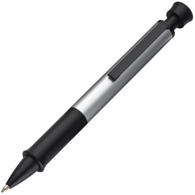 Metal pen