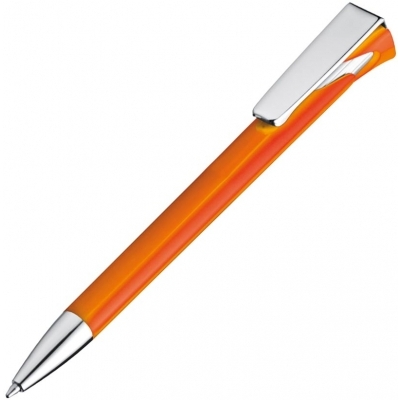 Plastic pen