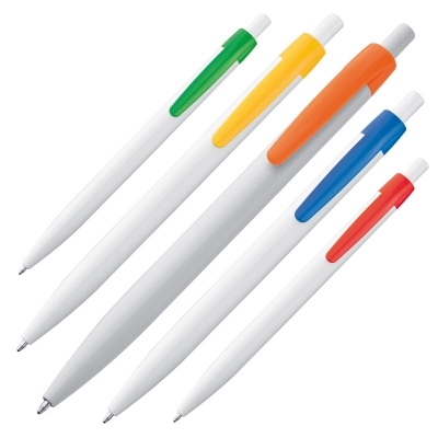 Plastic pen
