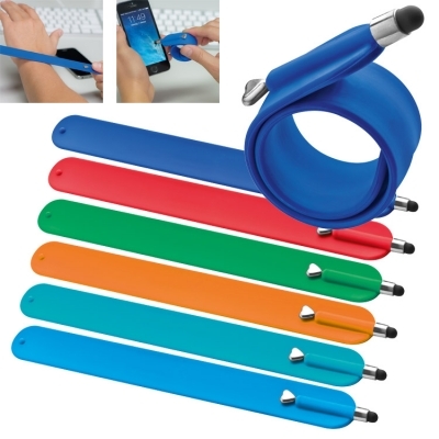 Snap wristband