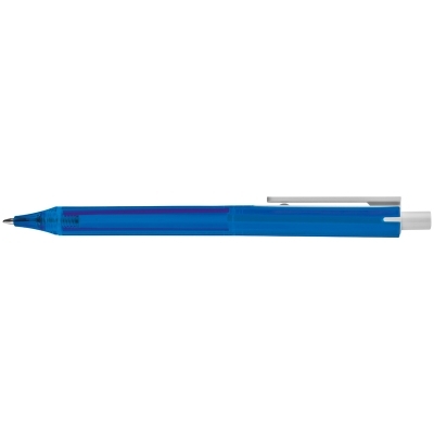 Plastic pen